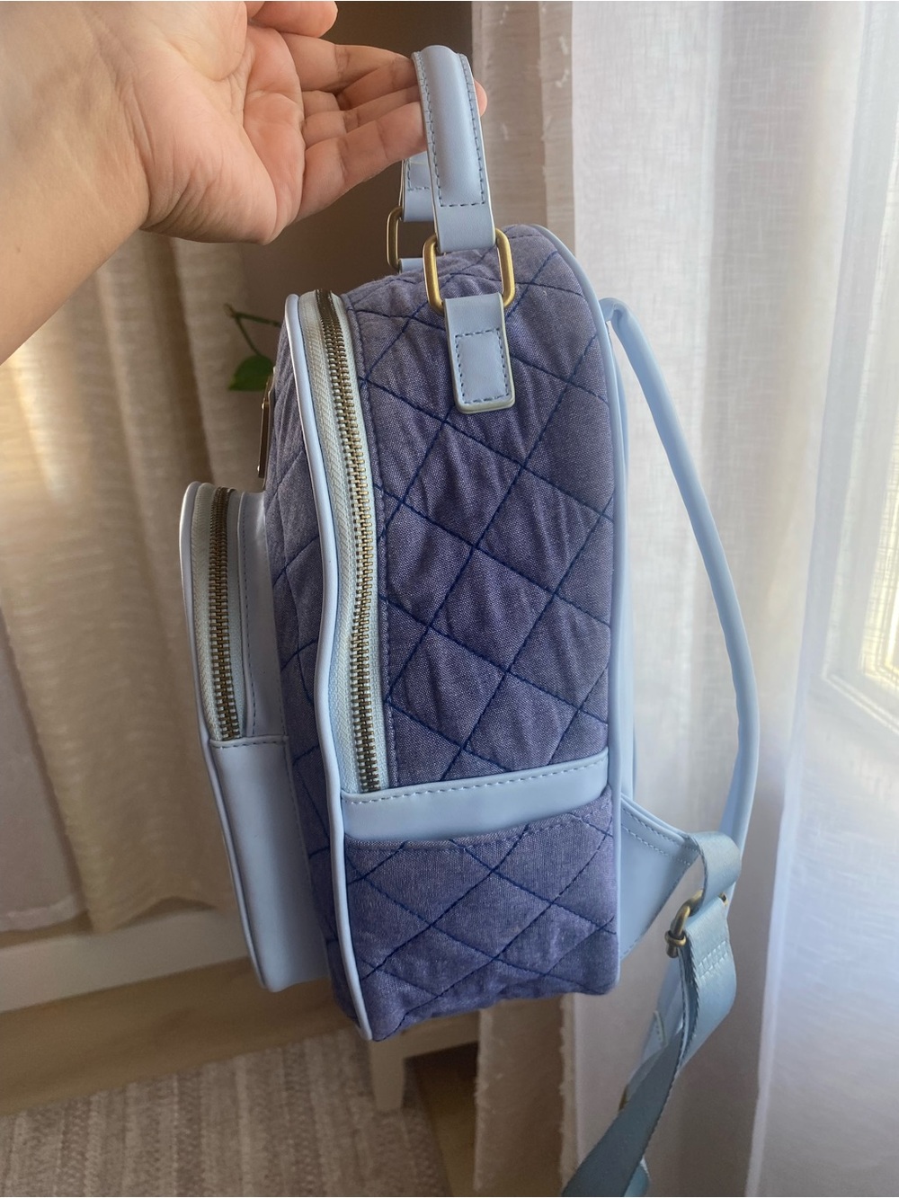 Disney x Loungefly Winnie the Pooh Quilted Mini Backpack in Light Blue - Picture 4 of 7